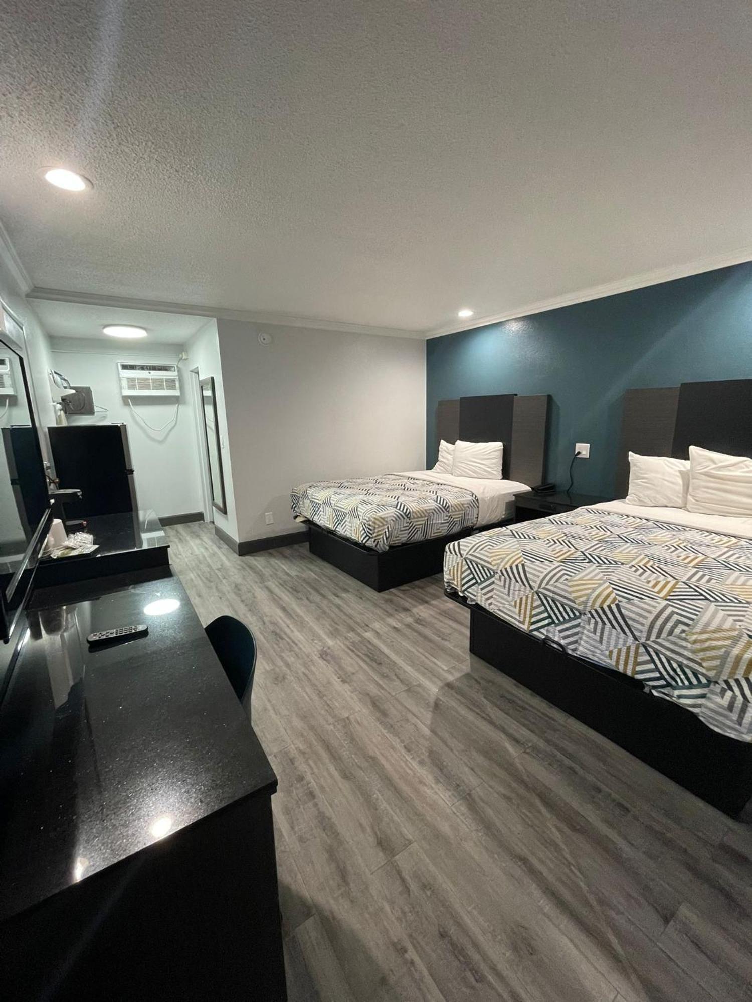 Studio 6 Suites San Bernardino, Ca Esterno foto