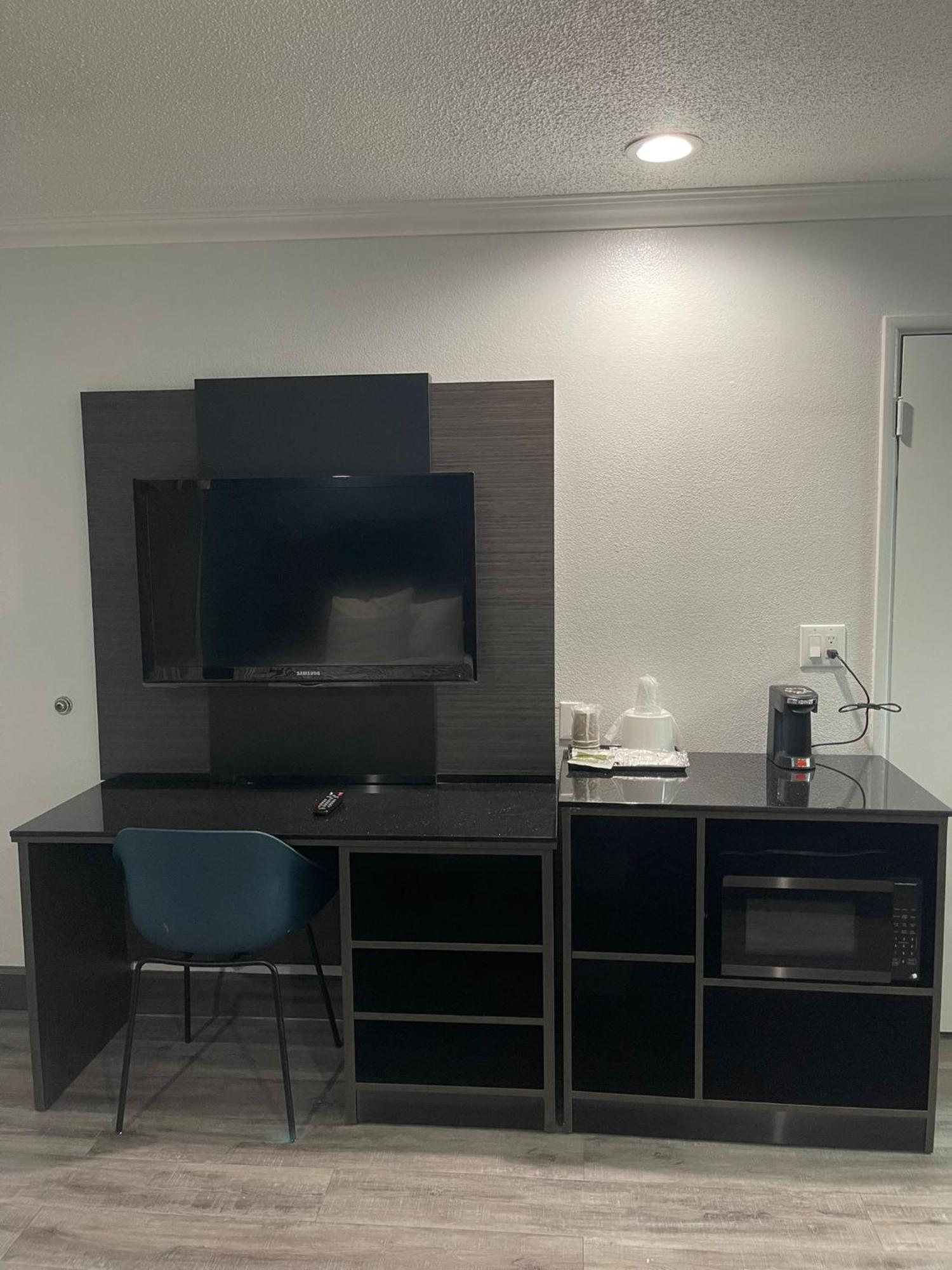 Studio 6 Suites San Bernardino, Ca Esterno foto