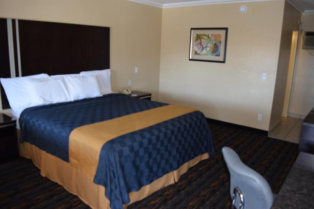 Studio 6 Suites San Bernardino, Ca Esterno foto